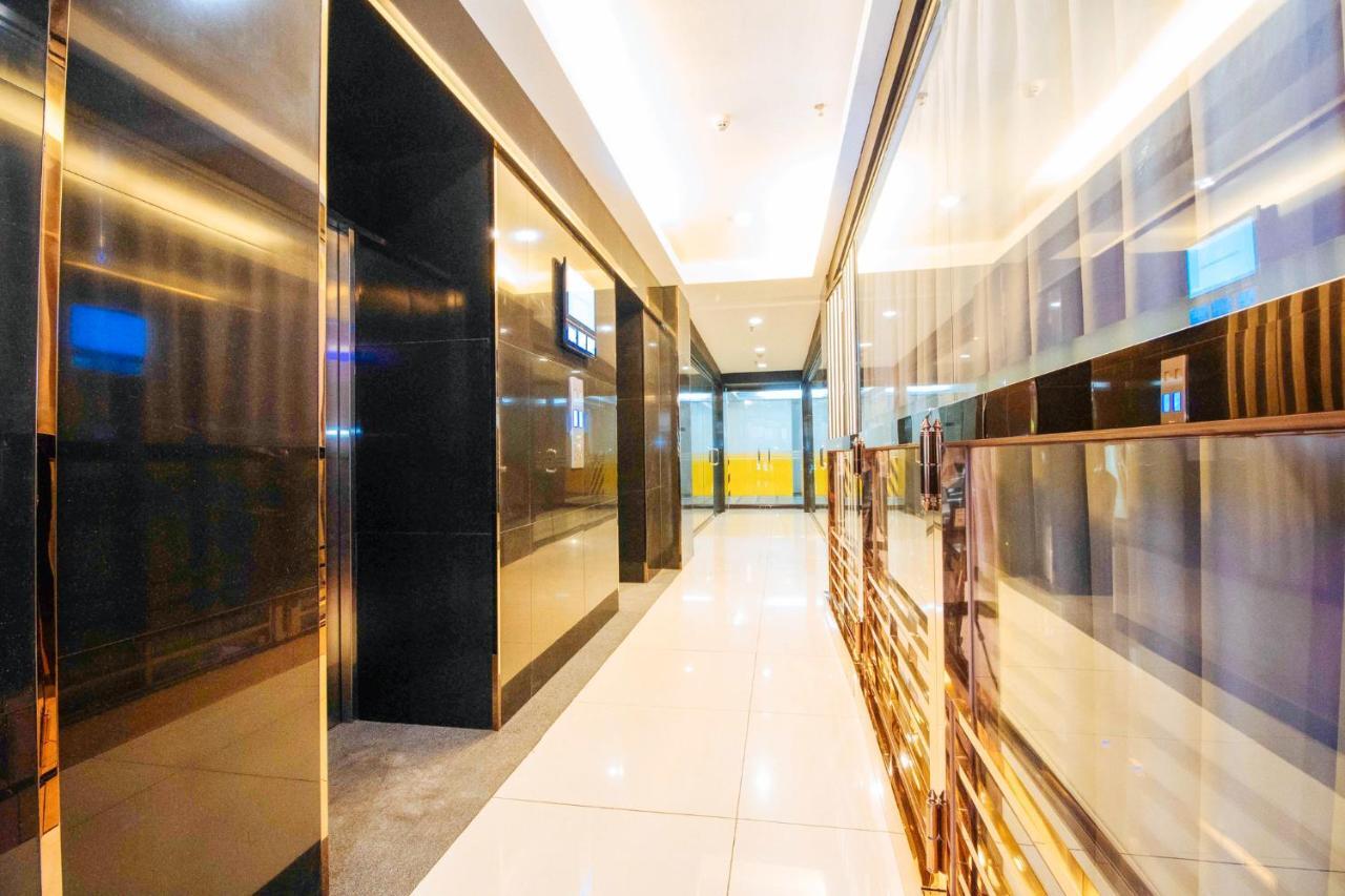 Hotel Reddoorz Premium Near Trinoma Ciudad Quezon Exterior foto